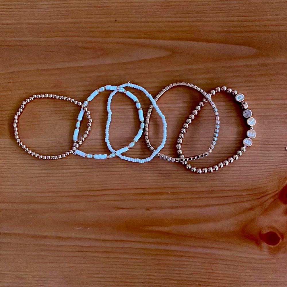 5 bracelets